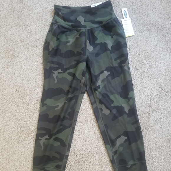 Old Navy Joggers - Picture 1 of 6